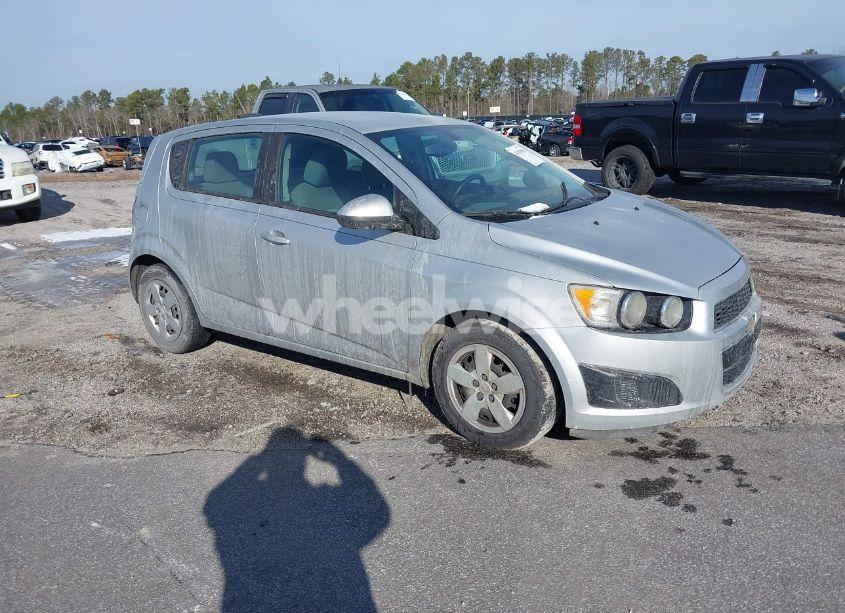 2015 Chevrolet Sonic LS AUTO (VIN 1G1JA6SH9F4128237) main photo