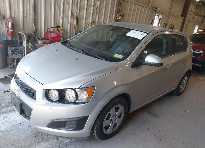 Photo 2 of 2013 Chevrolet Sonic LS AUTO (VIN 1G1JA6SHXD4128695)