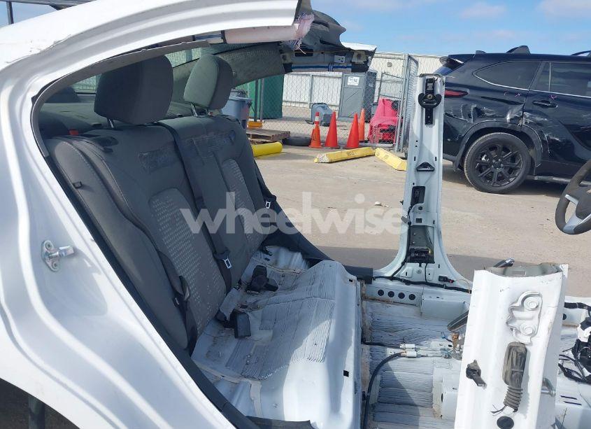 Photo 8 of 2020 Chevrolet Sonic FWD LS (VIN 1G1JB5SB0L4101538)
