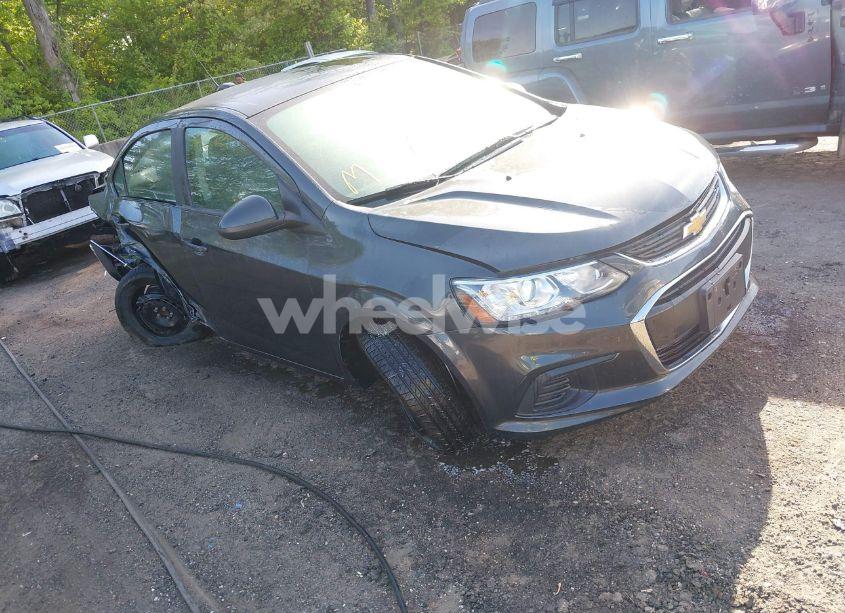 2020 Chevrolet Sonic FWD LS (VIN 1G1JB5SB4L4105835) main photo