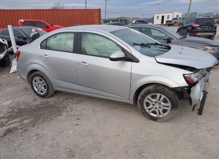 2019 Chevrolet Sonic LS AUTO (VIN 1G1JB5SB5K4111058) main photo