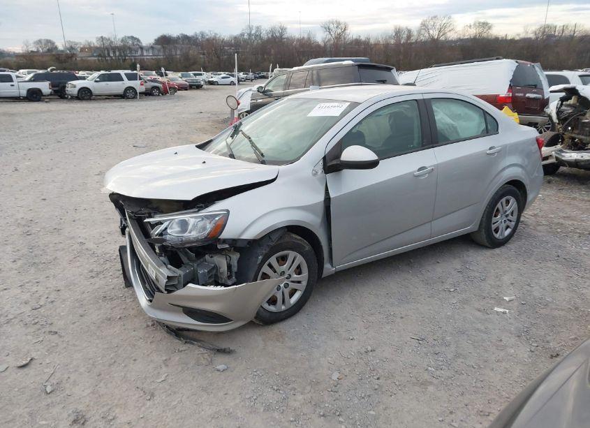 Photo 2 of 2019 Chevrolet Sonic LS AUTO (VIN 1G1JB5SB5K4111058)