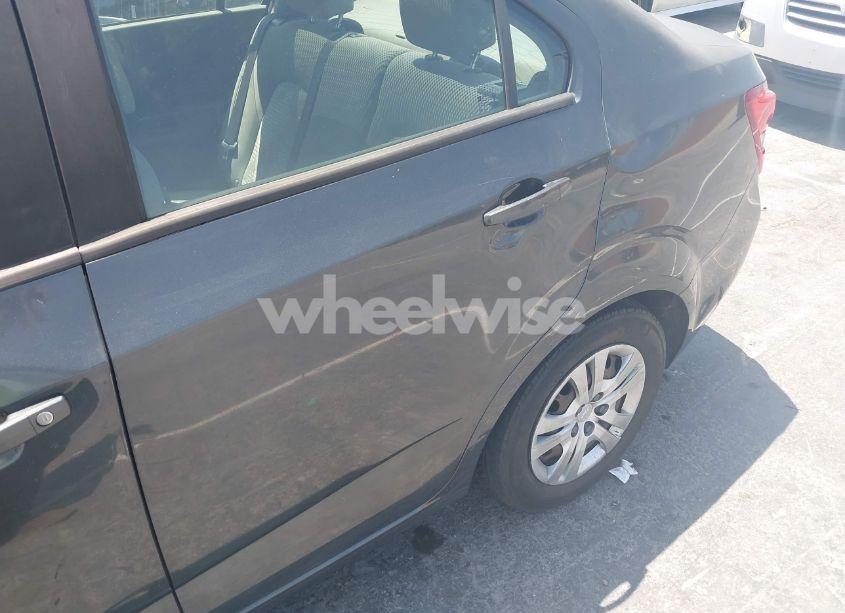 Photo 14 of 2017 Chevrolet Sonic LS AUTO (VIN 1G1JB5SG1H4175117)