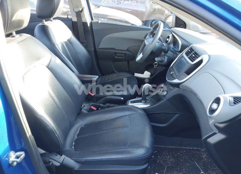 Photo 5 of 2017 Chevrolet Sonic LS AUTO (VIN 1G1JB5SG2H4121891)