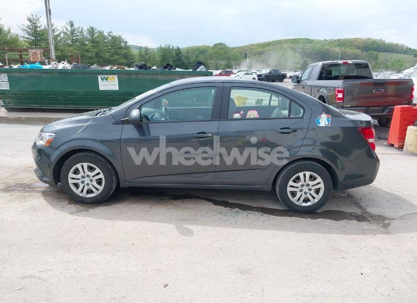 Photo 13 of 2017 Chevrolet Sonic LS AUTO (VIN 1G1JB5SG3H4135041)