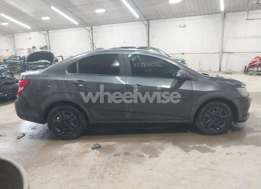 Photo 13 of 2017 Chevrolet Sonic LS AUTO (VIN 1G1JB5SG8H4104237)