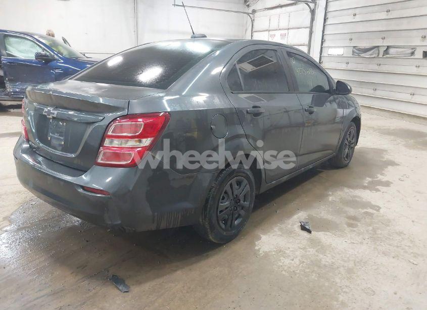 Photo 4 of 2017 Chevrolet Sonic LS AUTO (VIN 1G1JB5SG8H4104237)