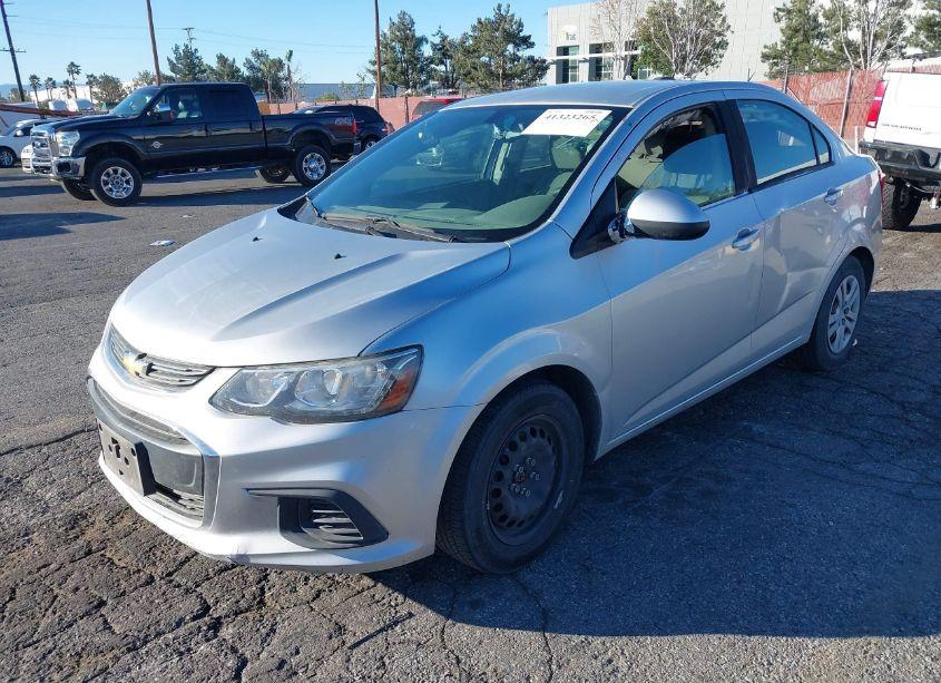 Photo 2 of 2017 Chevrolet Sonic LS AUTO (VIN 1G1JB5SGXH4146733)