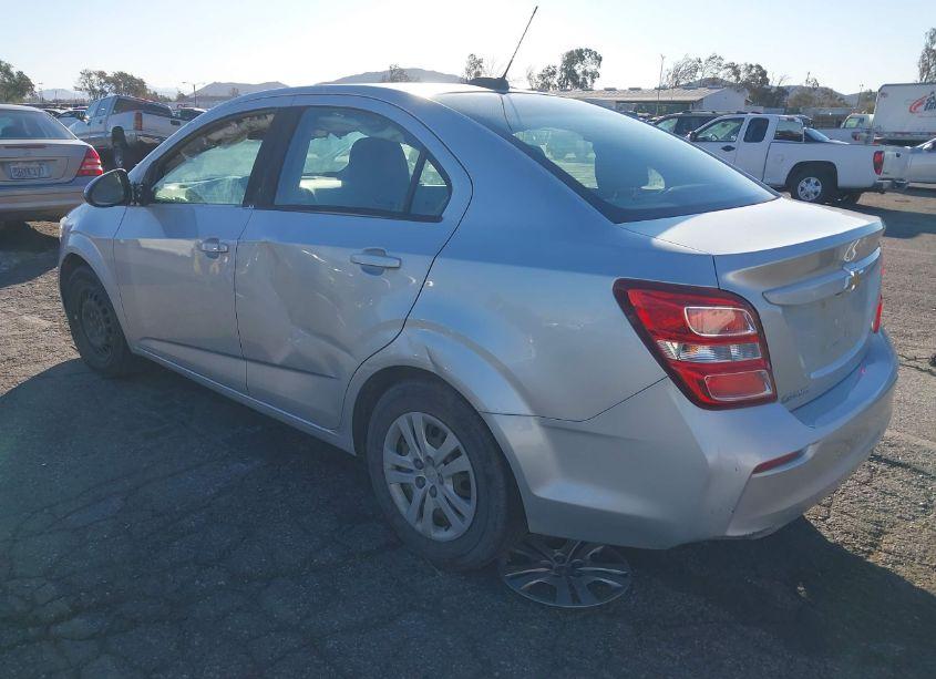 Photo 3 of 2017 Chevrolet Sonic LS AUTO (VIN 1G1JB5SGXH4146733)