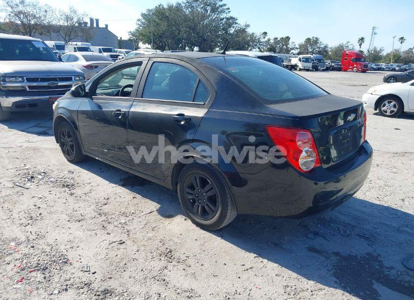 Photo 3 of 2012 Chevrolet Sonic 1LS (VIN 1G1JB5SH0C4153837)