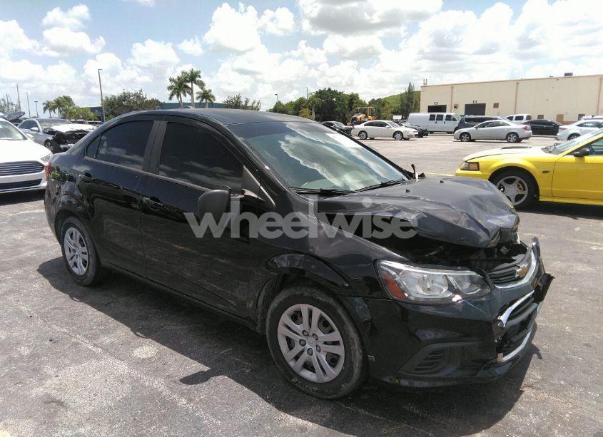 2017 Chevrolet Sonic LS AUTO (VIN 1G1JB5SH0H4153473) main photo