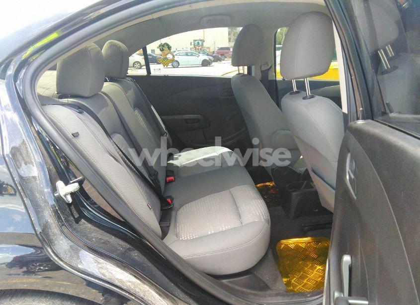 Photo 8 of 2017 Chevrolet Sonic LS AUTO (VIN 1G1JB5SH0H4153473)
