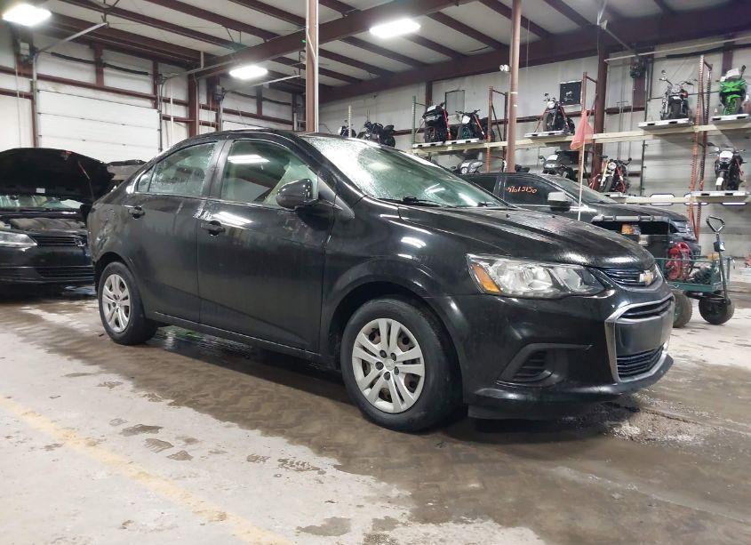2018 Chevrolet Sonic LS AUTO (VIN 1G1JB5SH0J4109138) main photo