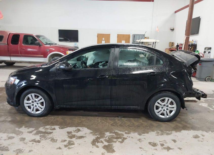 Photo 14 of 2018 Chevrolet Sonic LS AUTO (VIN 1G1JB5SH0J4109138)
