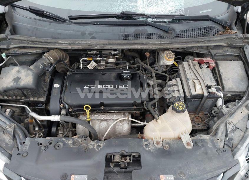 Photo 10 of 2017 Chevrolet Sonic LS AUTO (VIN 1G1JB5SH1H4162019)