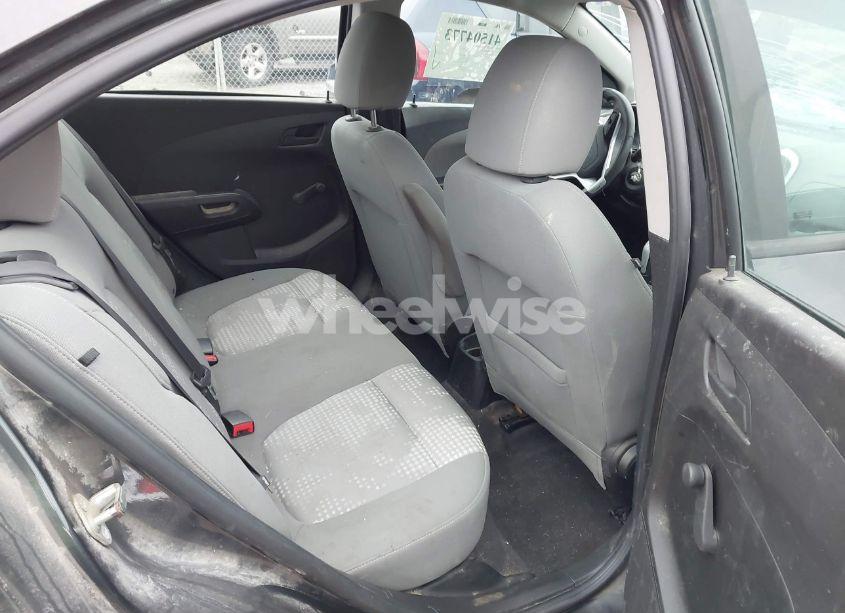 Photo 8 of 2017 Chevrolet Sonic LS AUTO (VIN 1G1JB5SH1H4162019)