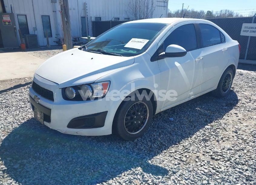 Photo 2 of 2014 Chevrolet Sonic LS MANUAL (VIN 1G1JB5SH2E4148478)