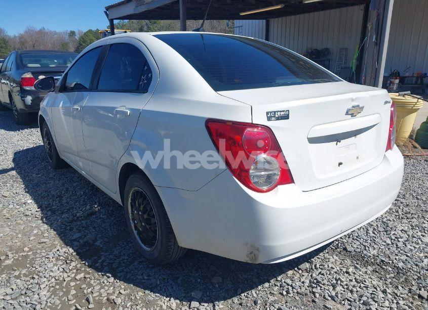 Photo 3 of 2014 Chevrolet Sonic LS MANUAL (VIN 1G1JB5SH2E4148478)