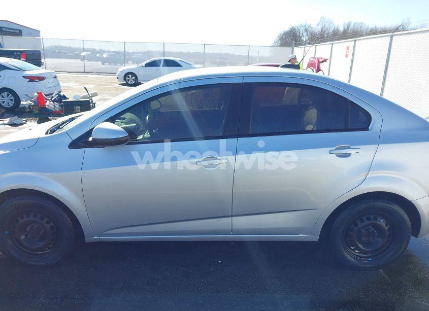 Photo 14 of 2015 Chevrolet Sonic LS MANUAL (VIN 1G1JB5SH2F4184995)