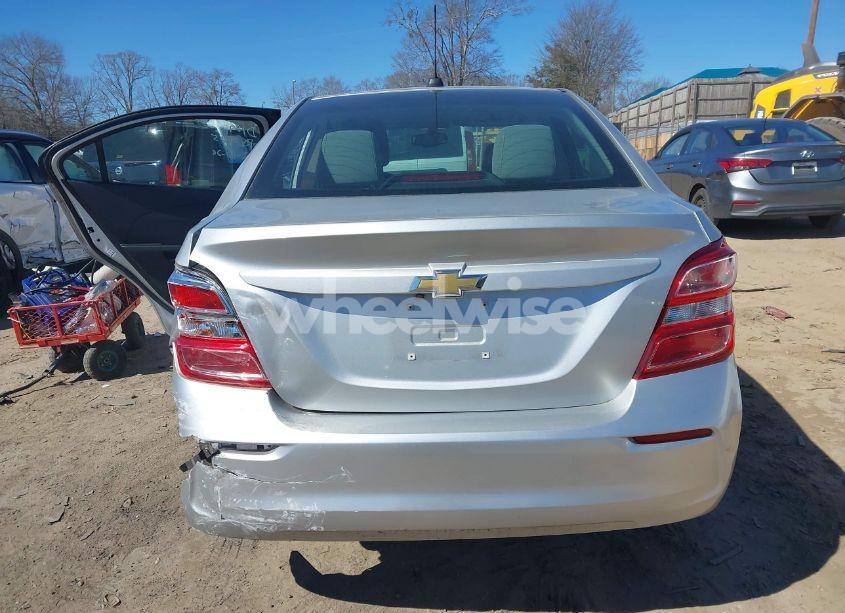 Photo 16 of 2018 Chevrolet Sonic LS AUTO (VIN 1G1JB5SH2J4112817)