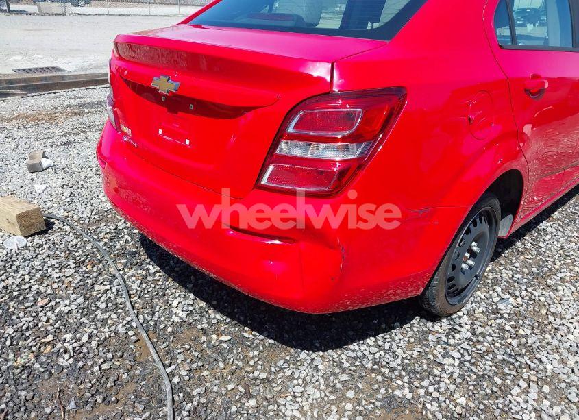 Photo 6 of 2017 Chevrolet Sonic LS AUTO (VIN 1G1JB5SH3H4163902)