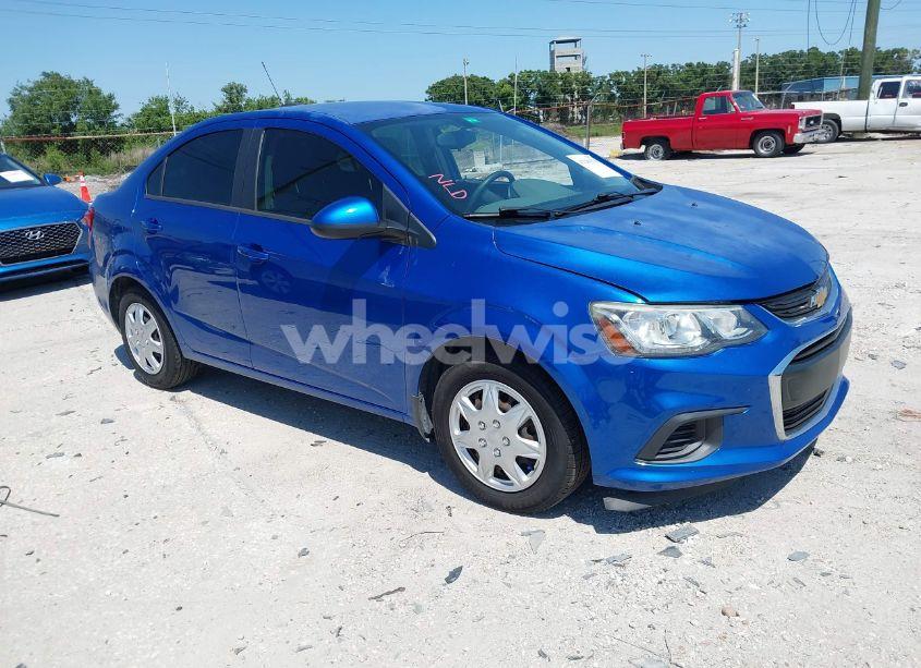 2017 Chevrolet Sonic LS AUTO (VIN 1G1JB5SH3H4175533) main photo