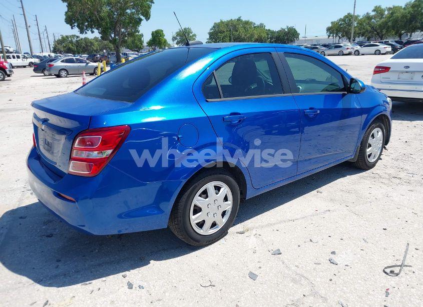 Photo 4 of 2017 Chevrolet Sonic LS AUTO (VIN 1G1JB5SH3H4175533)