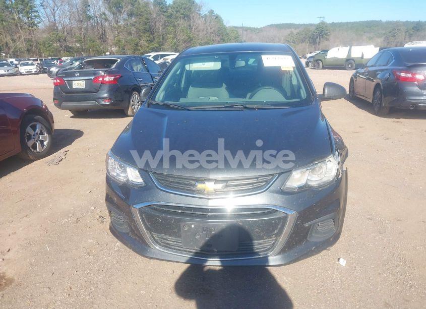 Photo 6 of 2018 Chevrolet Sonic LS AUTO (VIN 1G1JB5SH3J4126225)