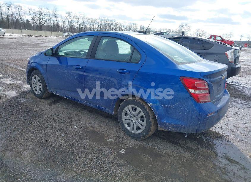 Photo 3 of 2017 Chevrolet Sonic LS AUTO (VIN 1G1JB5SH4H4134909)