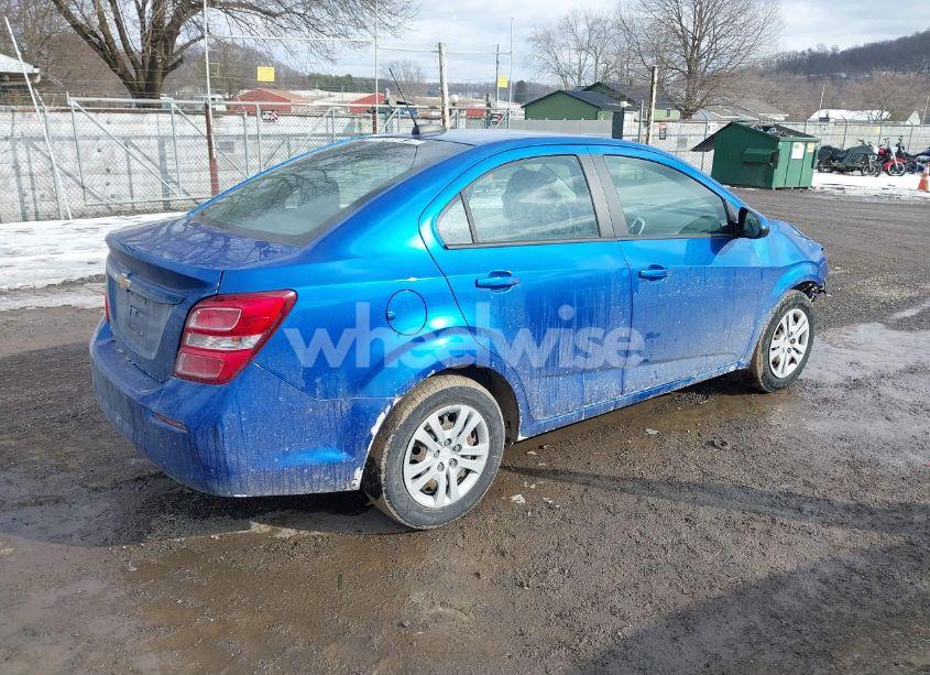 Photo 4 of 2017 Chevrolet Sonic LS AUTO (VIN 1G1JB5SH4H4134909)