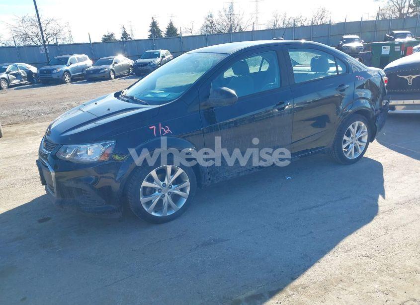 Photo 2 of 2017 Chevrolet Sonic LS AUTO (VIN 1G1JB5SH4H4165111)