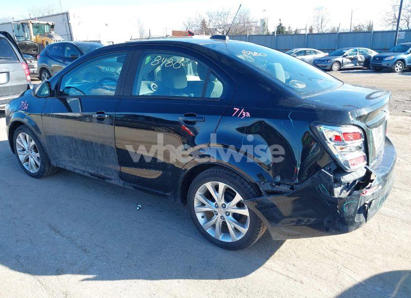 Photo 3 of 2017 Chevrolet Sonic LS AUTO (VIN 1G1JB5SH4H4165111)