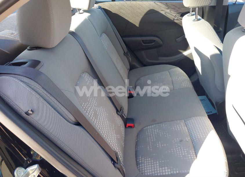 Photo 8 of 2017 Chevrolet Sonic LS AUTO (VIN 1G1JB5SH4H4165111)