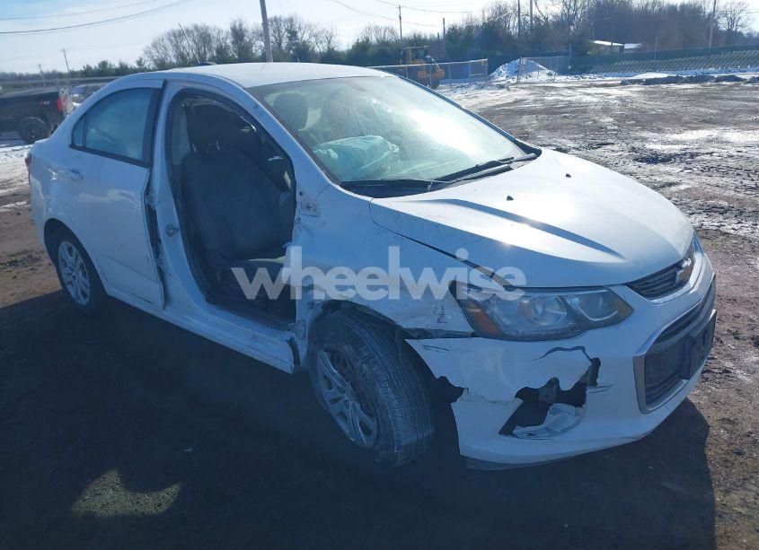 2017 Chevrolet Sonic LS AUTO (VIN 1G1JB5SH4H4166095) main photo