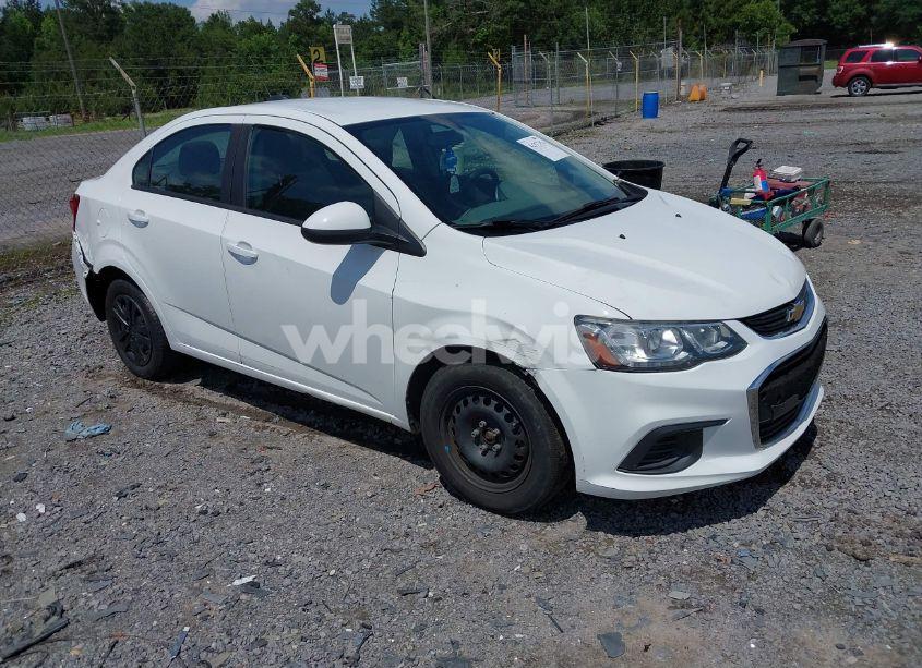2018 Chevrolet Sonic LS AUTO (VIN 1G1JB5SH4J4114035) main photo