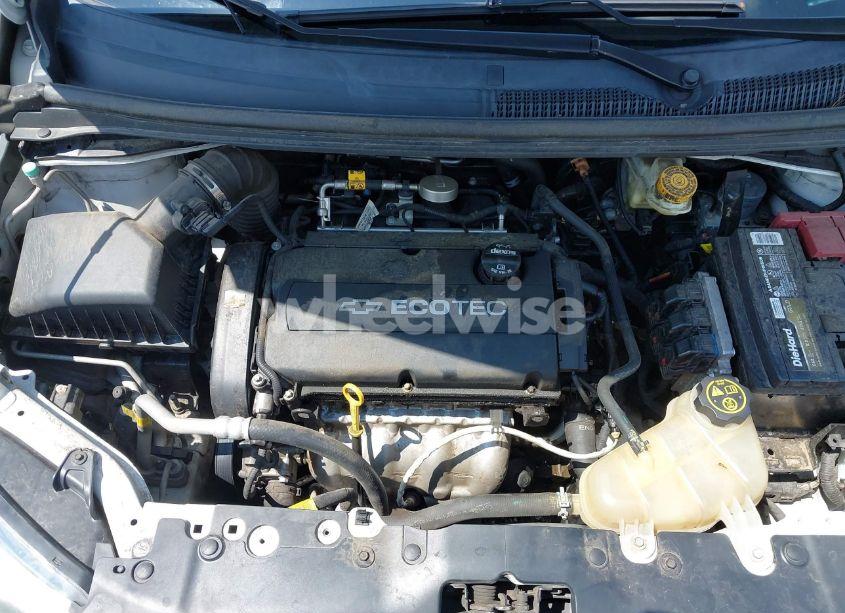 Photo 10 of 2018 Chevrolet Sonic LS AUTO (VIN 1G1JB5SH4J4114035)