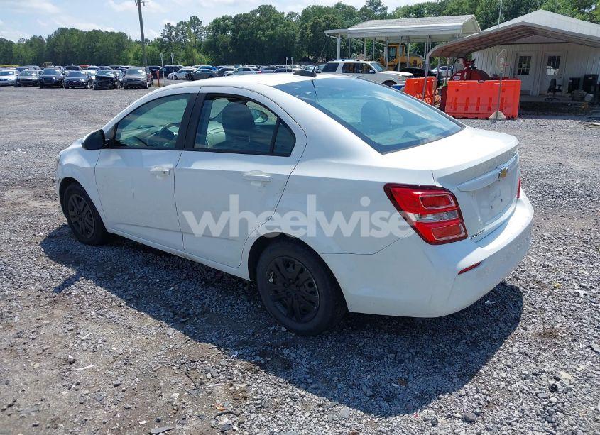 Photo 3 of 2018 Chevrolet Sonic LS AUTO (VIN 1G1JB5SH4J4114035)