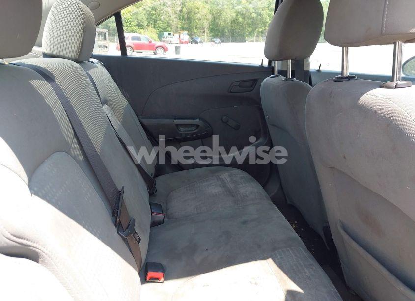 Photo 8 of 2018 Chevrolet Sonic LS AUTO (VIN 1G1JB5SH4J4114035)