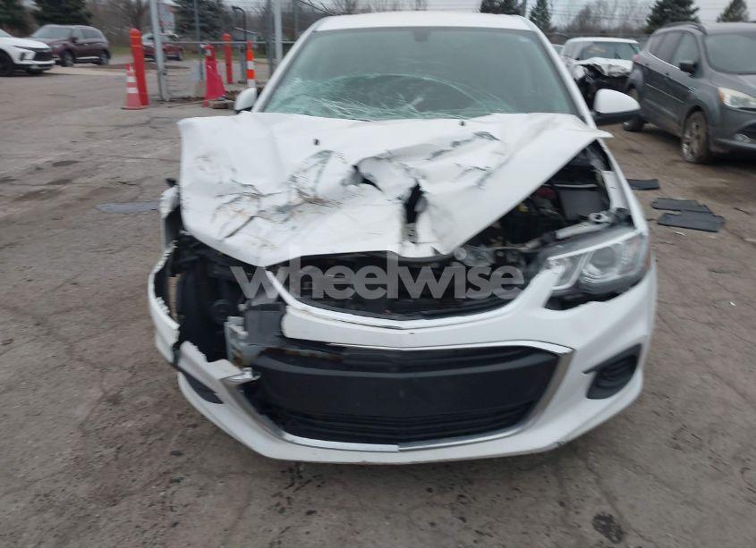 Photo 12 of 2018 Chevrolet Sonic LS AUTO (VIN 1G1JB5SH4J4136715)