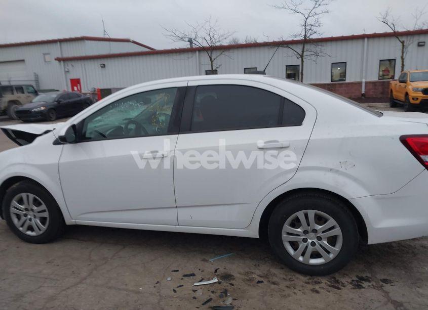 Photo 14 of 2018 Chevrolet Sonic LS AUTO (VIN 1G1JB5SH4J4136715)