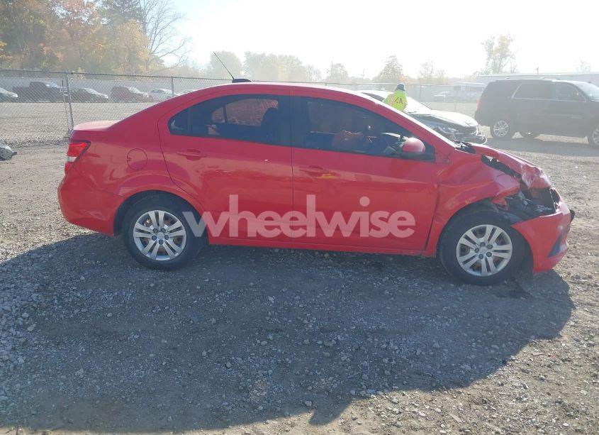 Photo 13 of 2017 Chevrolet Sonic LS AUTO (VIN 1G1JB5SH6H4136659)
