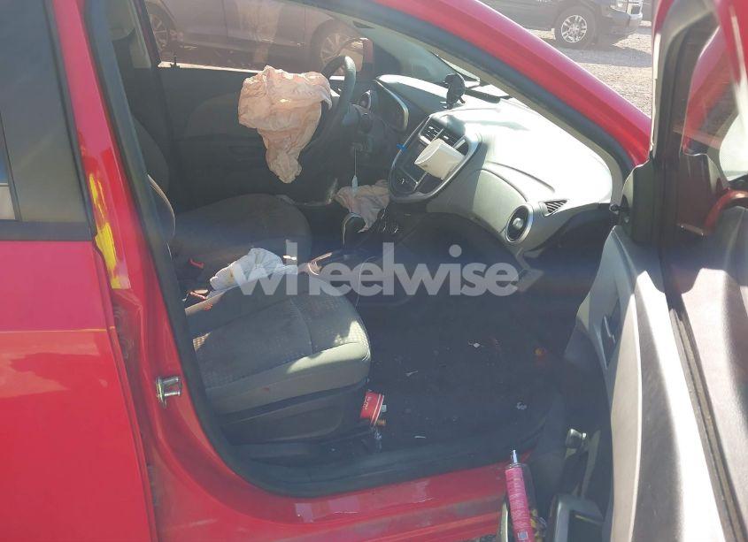 Photo 5 of 2017 Chevrolet Sonic LS AUTO (VIN 1G1JB5SH6H4136659)