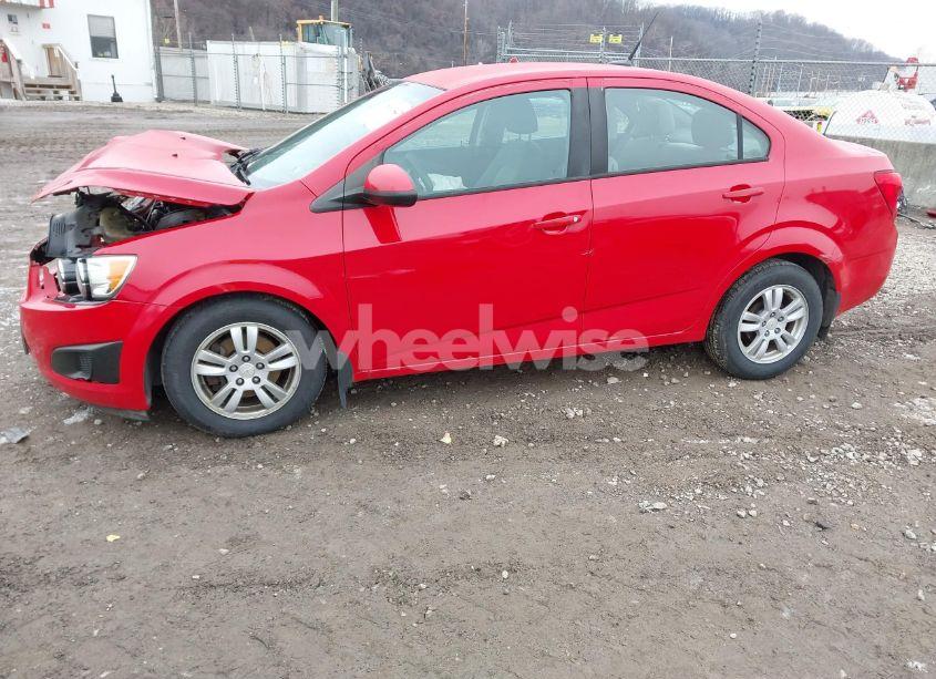 Photo 2 of 2012 Chevrolet Sonic 1LS (VIN 1G1JB5SH8C4153925)