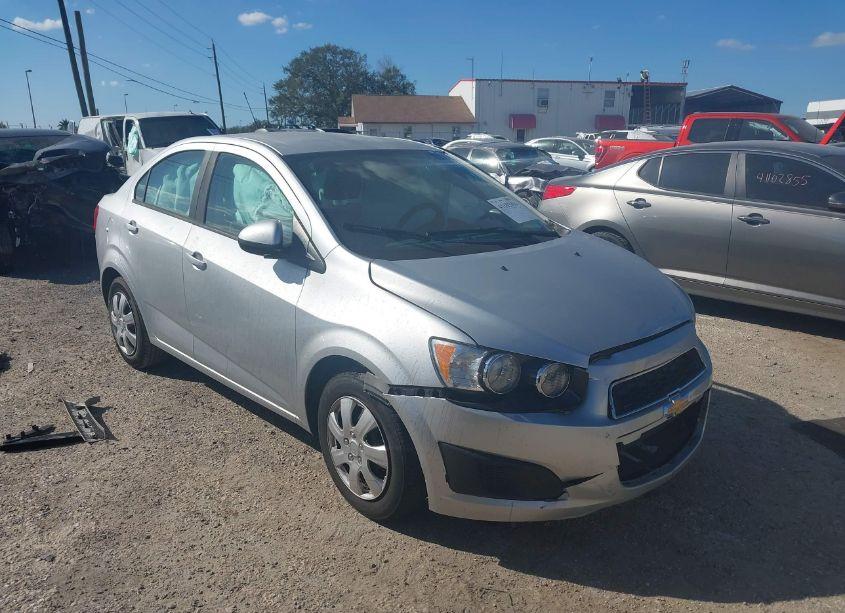 2015 Chevrolet Sonic LS MANUAL (VIN 1G1JB5SH8F4127233) main photo