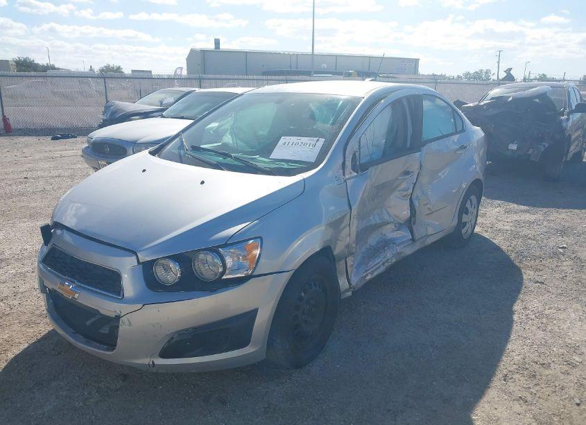 Photo 2 of 2015 Chevrolet Sonic LS MANUAL (VIN 1G1JB5SH8F4127233)