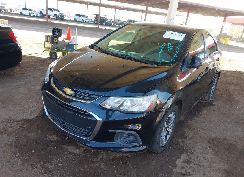 Photo 2 of 2018 Chevrolet Sonic LS AUTO (VIN 1G1JB5SH8J4120081)