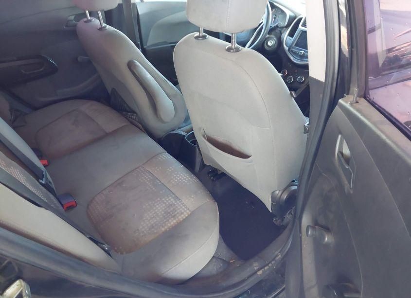 Photo 8 of 2018 Chevrolet Sonic LS AUTO (VIN 1G1JB5SH8J4120081)