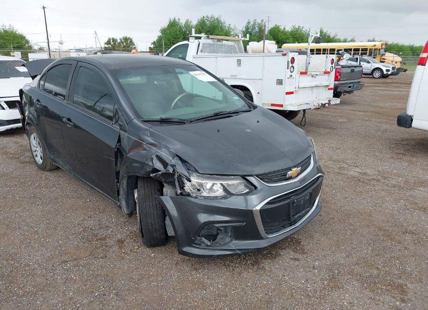 2018 Chevrolet Sonic LS AUTO (VIN 1G1JB5SH8J4127757) main photo
