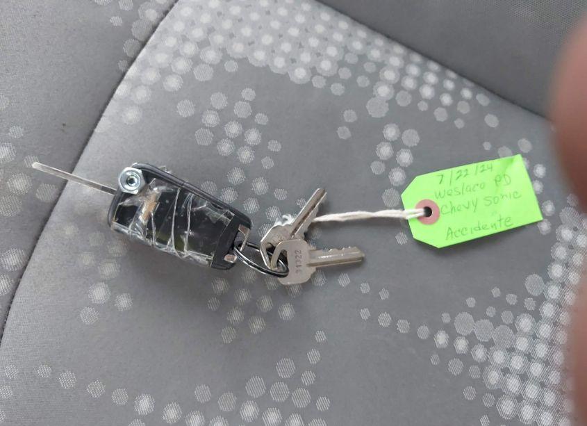 Photo 11 of 2018 Chevrolet Sonic LS AUTO (VIN 1G1JB5SH8J4127757)