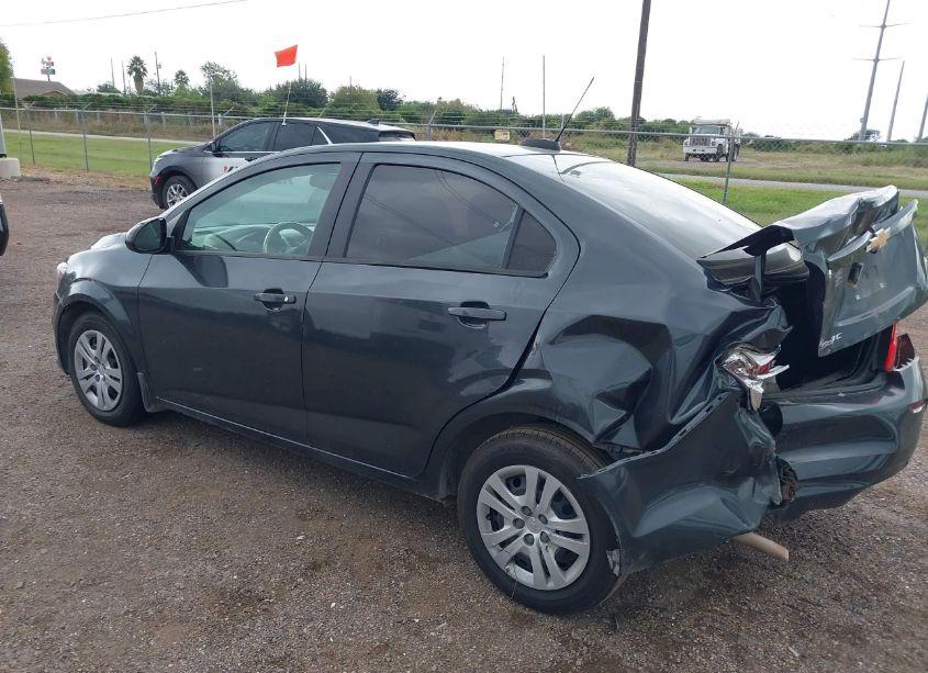 Photo 15 of 2018 Chevrolet Sonic LS AUTO (VIN 1G1JB5SH8J4127757)